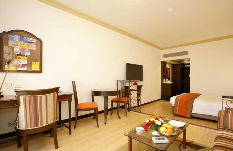 Sun-N-Sand Pune Exterior photo