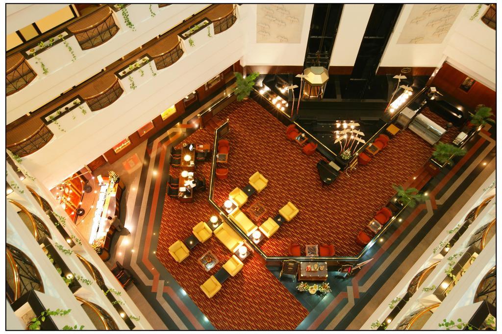 Sun-N-Sand Pune Exterior photo